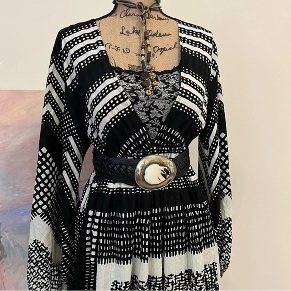 NWT Jonny Cota Poet Maxi Boho Dress, Sustainable Designer, Sexy Low Cut Top, M/L - Picture 10 of 16